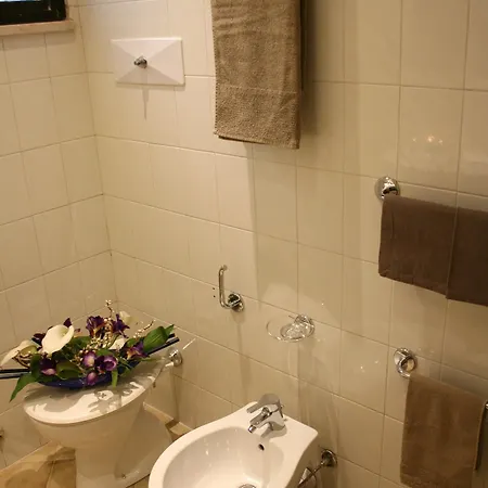 Residenza Le Rose Bici House *