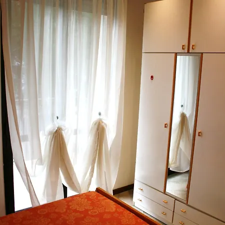 Residenza Le Rose Bici House Cattolica