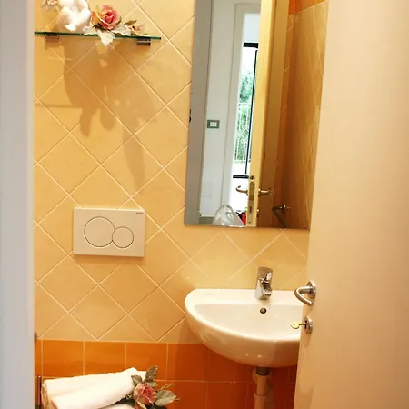 Residenza Le Rose Bici House Appartamento *