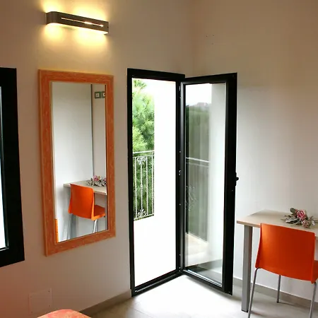Residenza Le Rose Bici House Cattolica